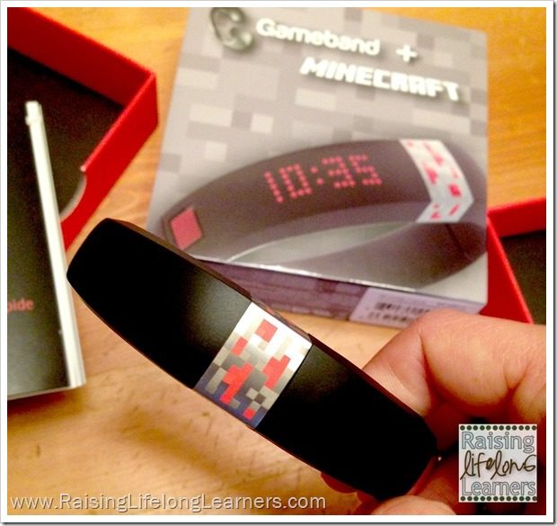 The new gameband from Now Computing is the perfect gift for Minecraft gamers everywhere #ad #cbias #gameonthego