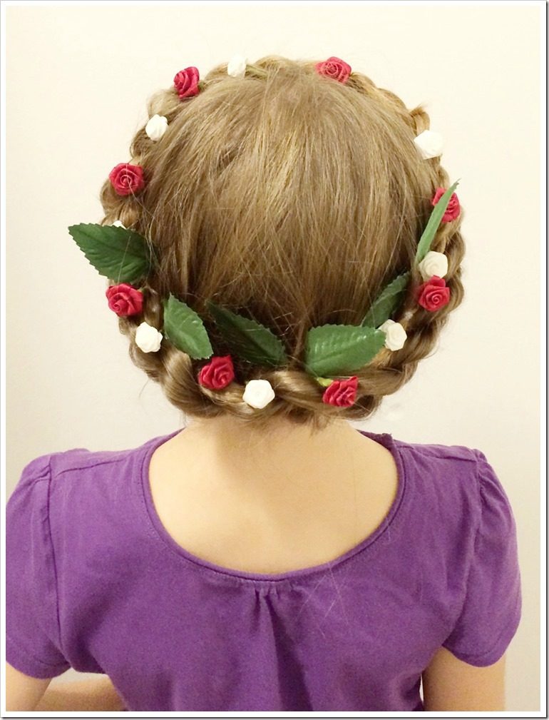 Christmas Hairstyles for Little Girls