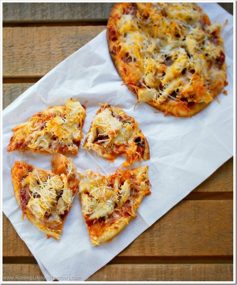 Easy BBQ Cheddar Turkey Flatbread Recipe