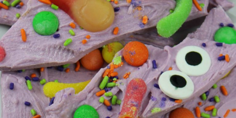 Spooky Halloween Boo Bark | Recipes for Kids