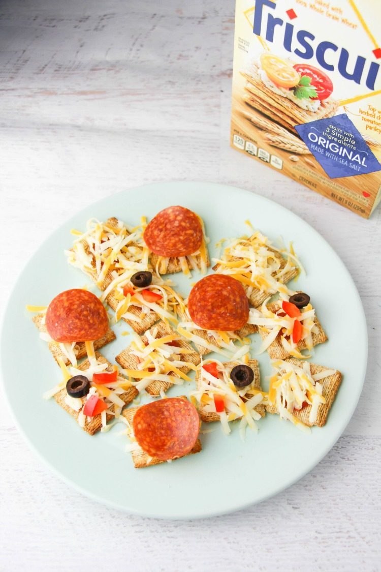 Simple Mini Triscuit Pizza Appetizers - Raising Lifelong Learners