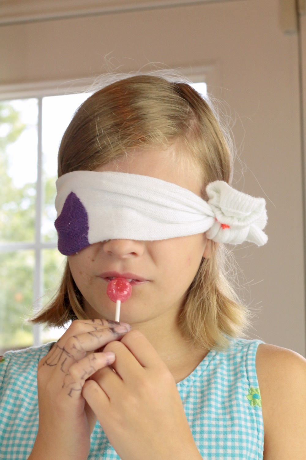 The Kids Who See Blindfolded