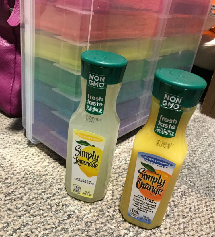 Simply Juices Are a Quick Grab and Go Snack for Busy Moms #SimplyAtGiantEagle #CollectiveBias