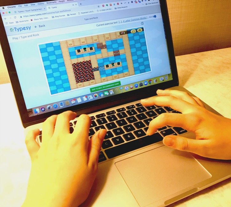 11+ Incredible Kids' Typing Programs Parents LOVE too!